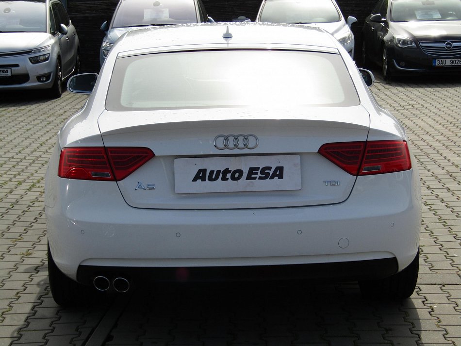 Audi A5 2.0TDi S-line