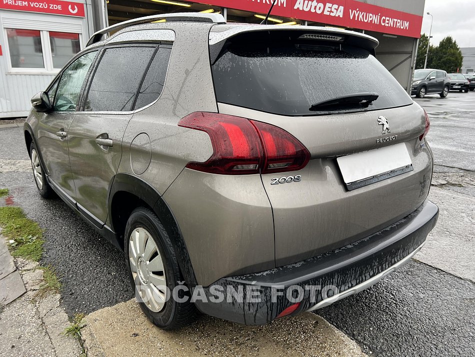 Peugeot 2008 1.2PT 