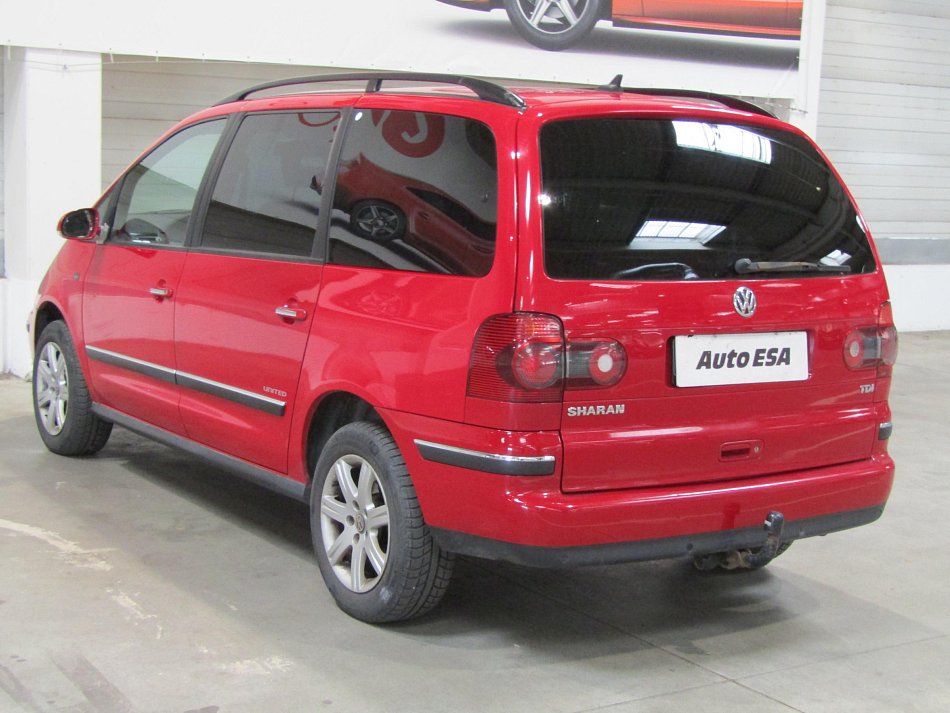 Volkswagen Sharan 2.0 TDi 