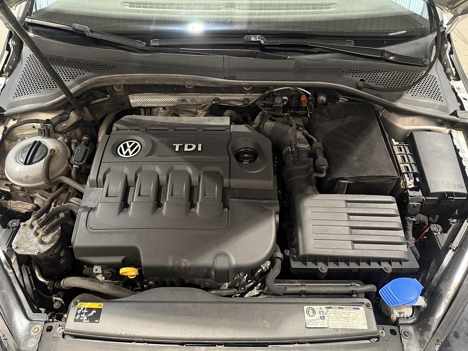 Volkswagen Golf 2.0 TDI 