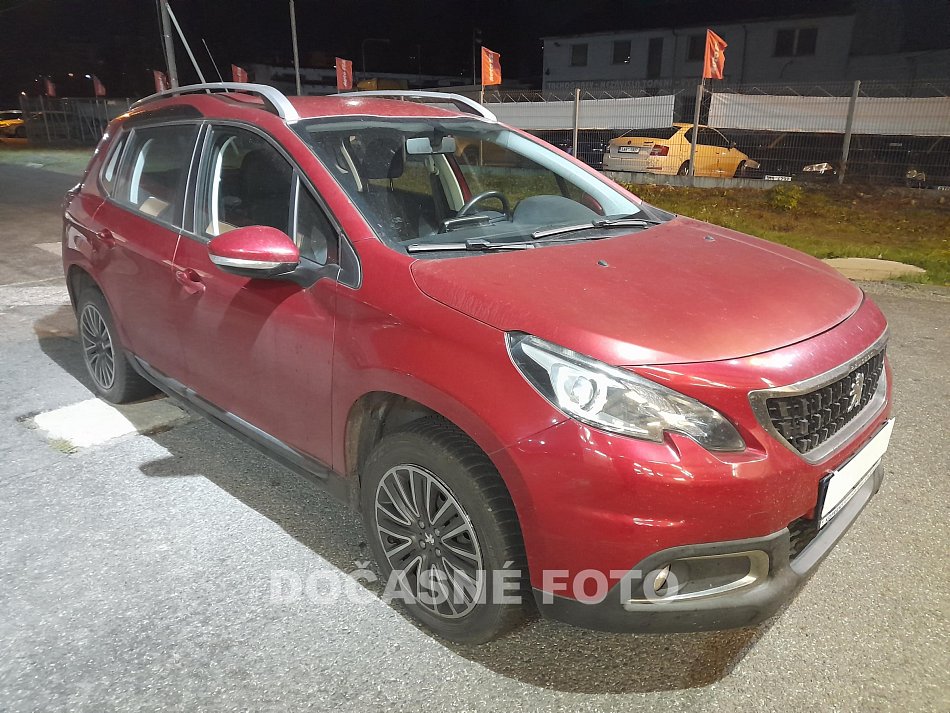 Peugeot 2008 1.2 PT 