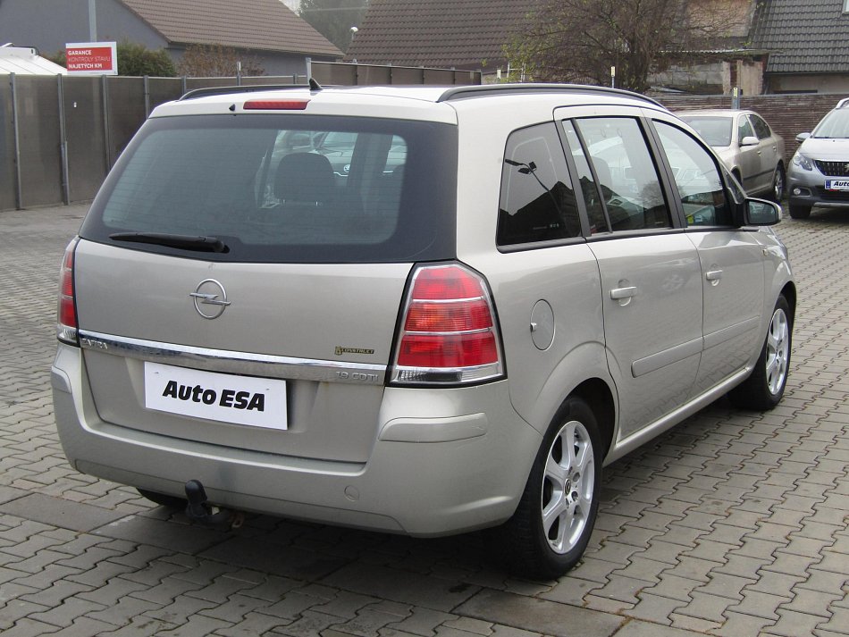 Opel Zafira 1.9CDTi 