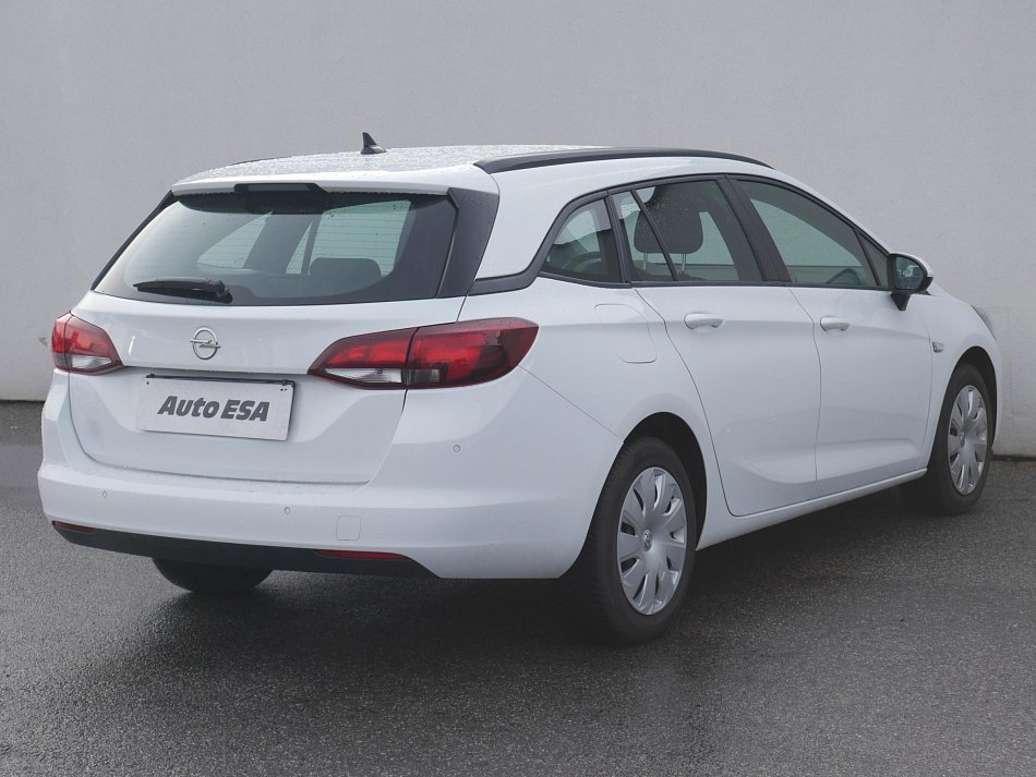 Opel Astra 1.6CDTI 