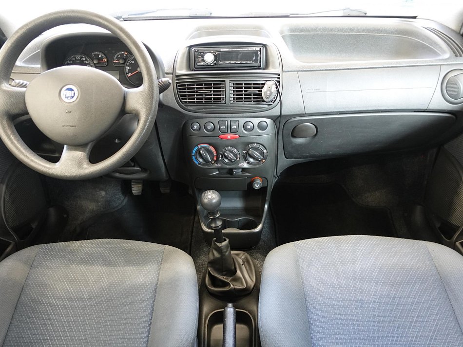 Fiat Punto 1.2i 