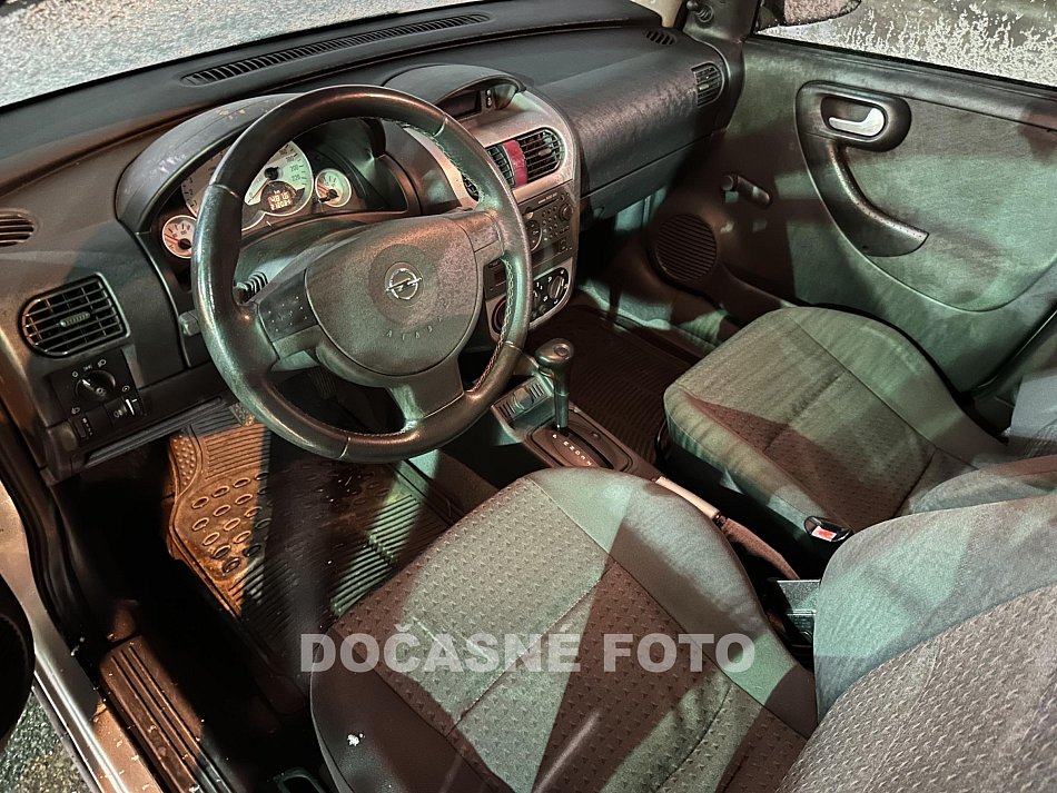 Opel Corsa 1.4 i 