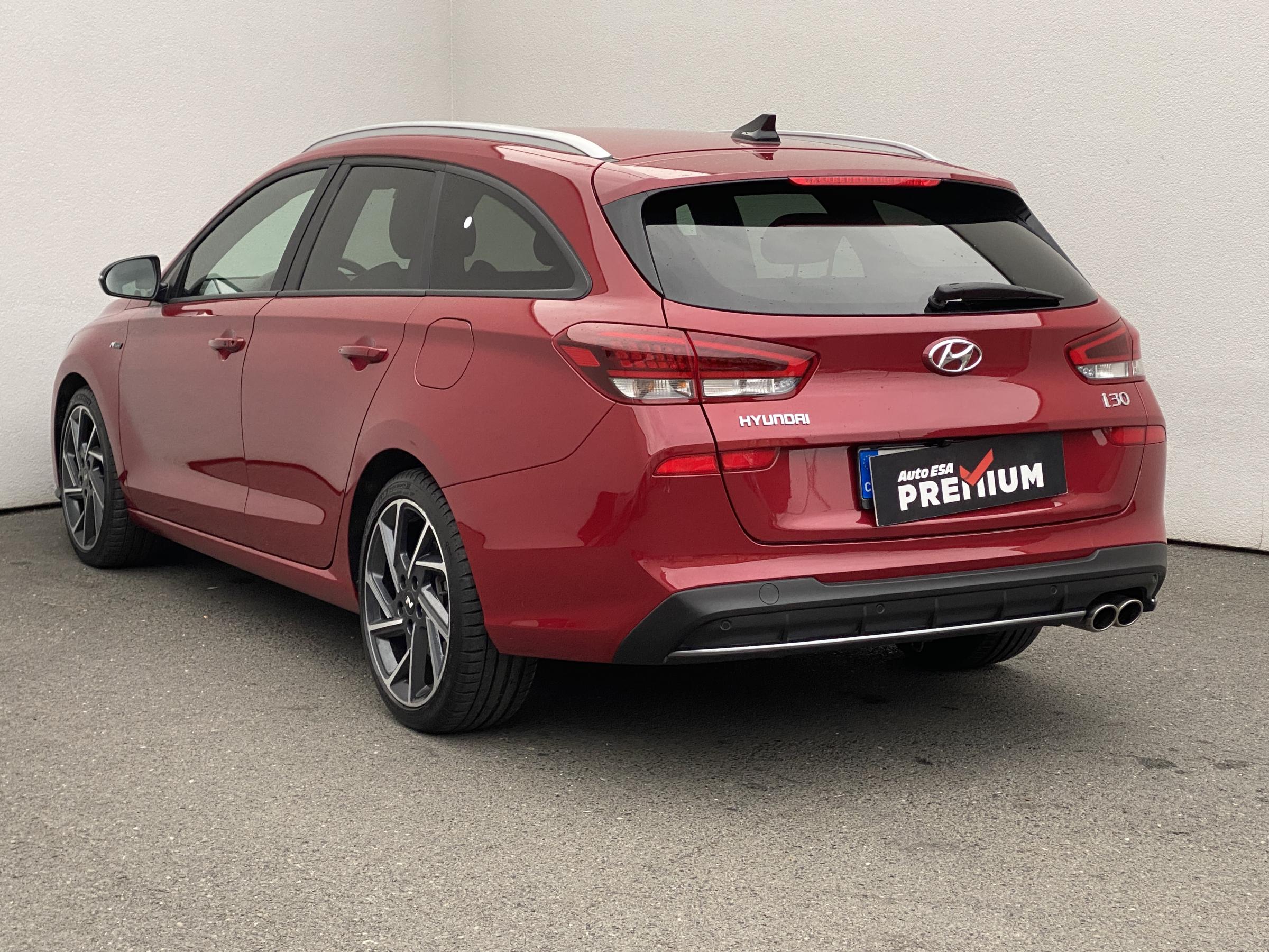 Hyundai i30, 2022 - pohled č. 6