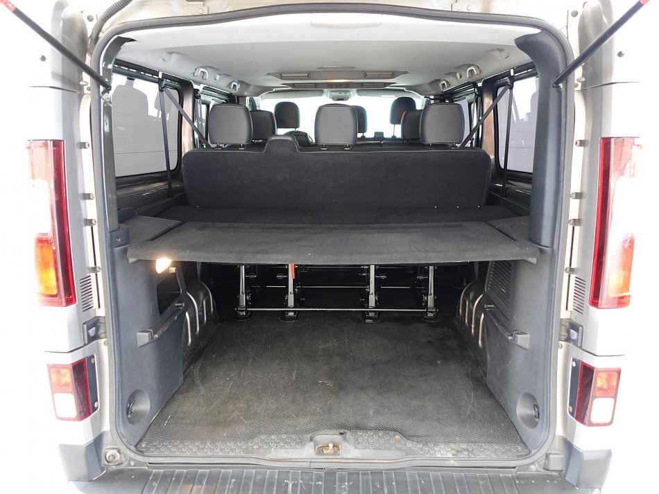 Renault Trafic 1.6dCi  L2 9míst