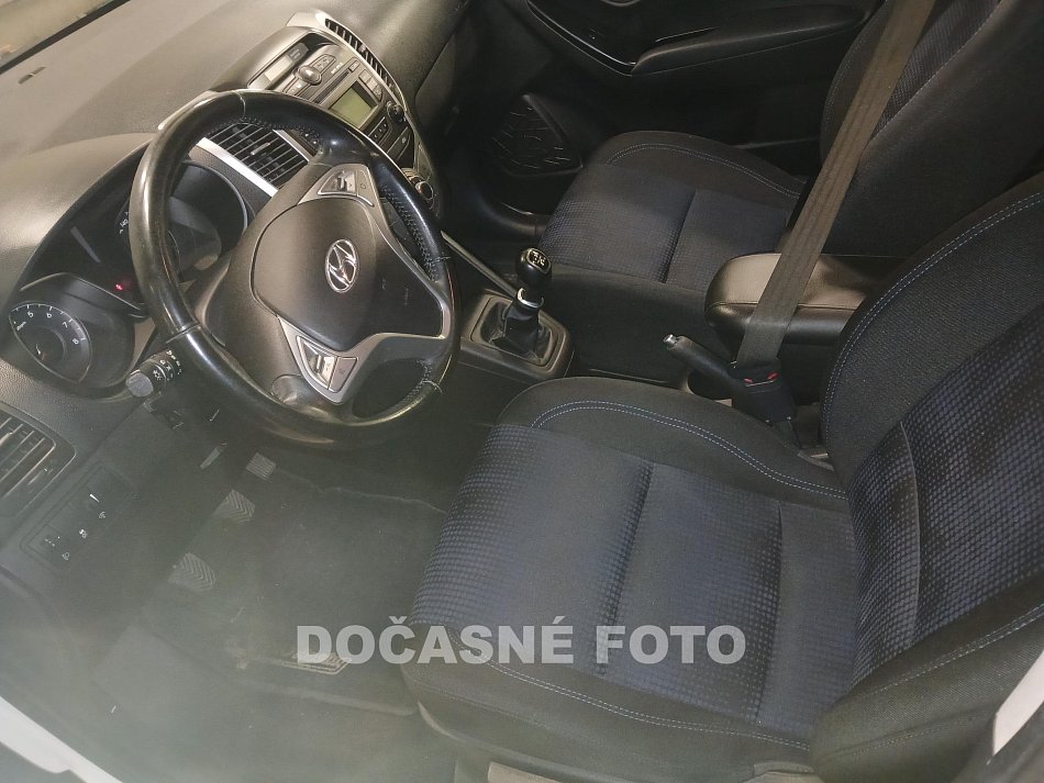 Hyundai Ix20 1.6 i CVVT Trikolor