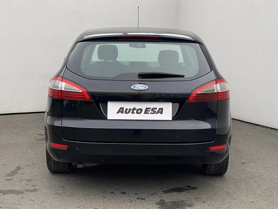 Ford Mondeo 1.8 TDCi 