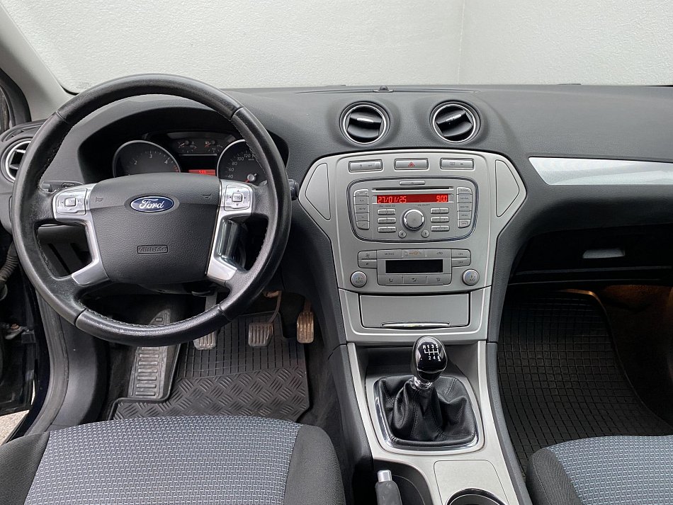 Ford Mondeo 1.8 TDCi 