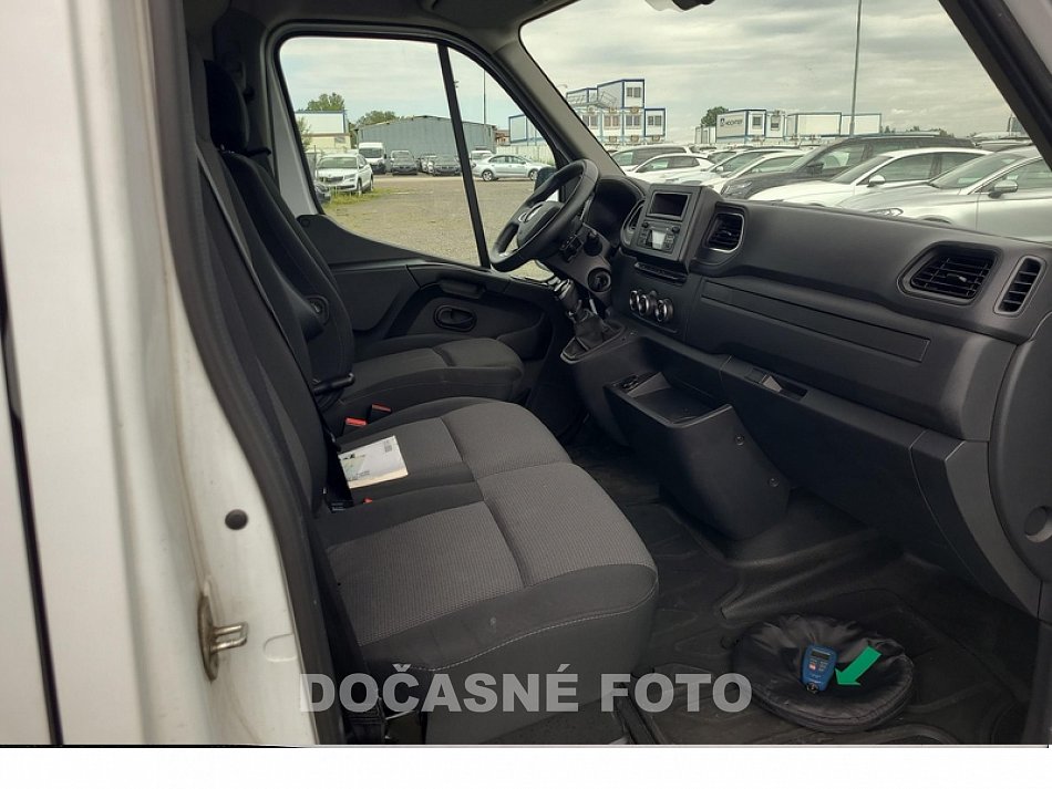 Renault Master 2.3dCi Cool L3H2