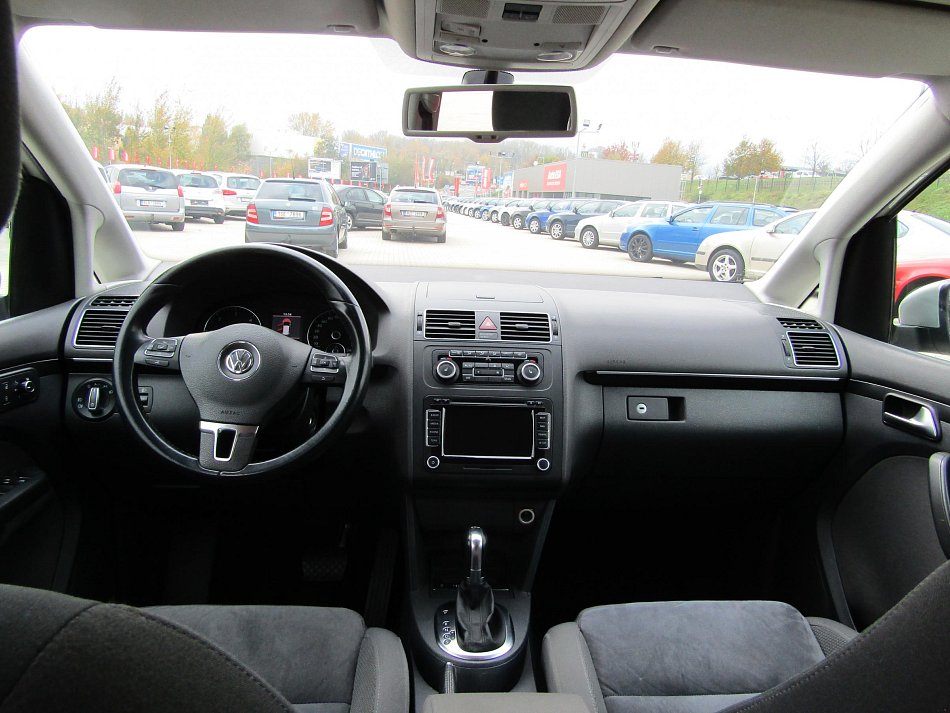 Volkswagen Touran 2.0TDi 