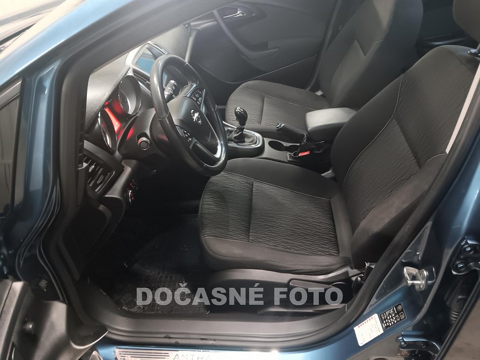 Opel Astra 1.6CDTi 