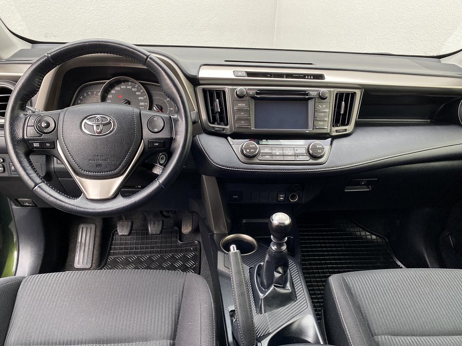 Toyota RAV4 2.0i 