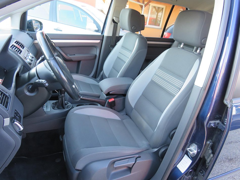 Volkswagen Touran 1.4 TSi 