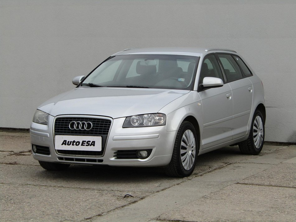 Audi A3 1.6 i 