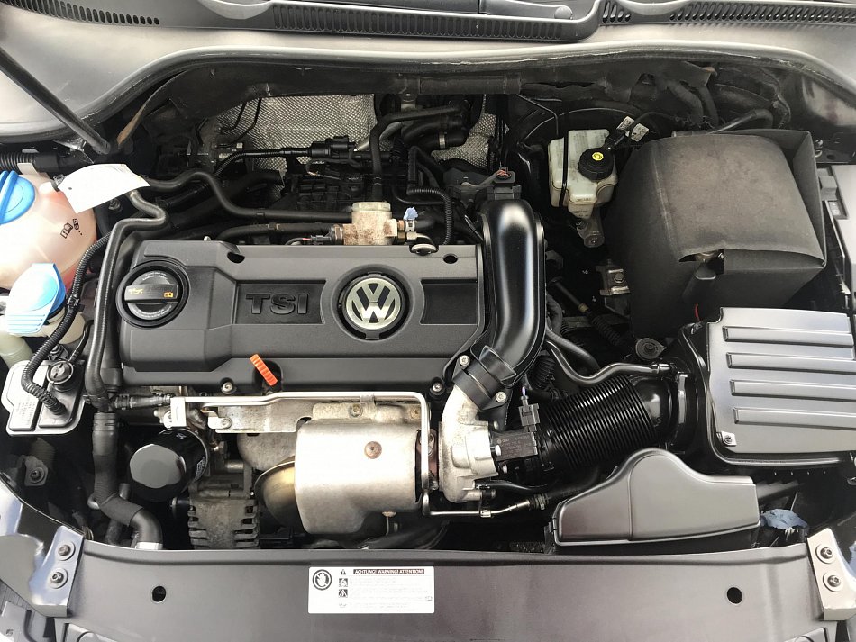 Volkswagen Golf 1.4 TSI 