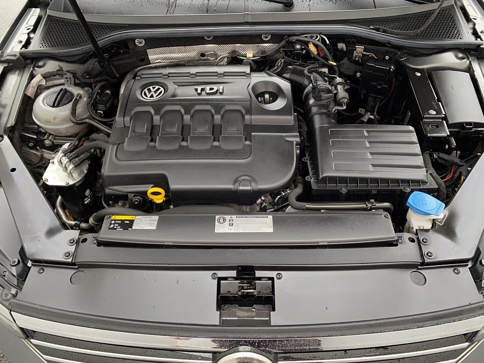 Volkswagen Passat 2.0 TDi R-Line