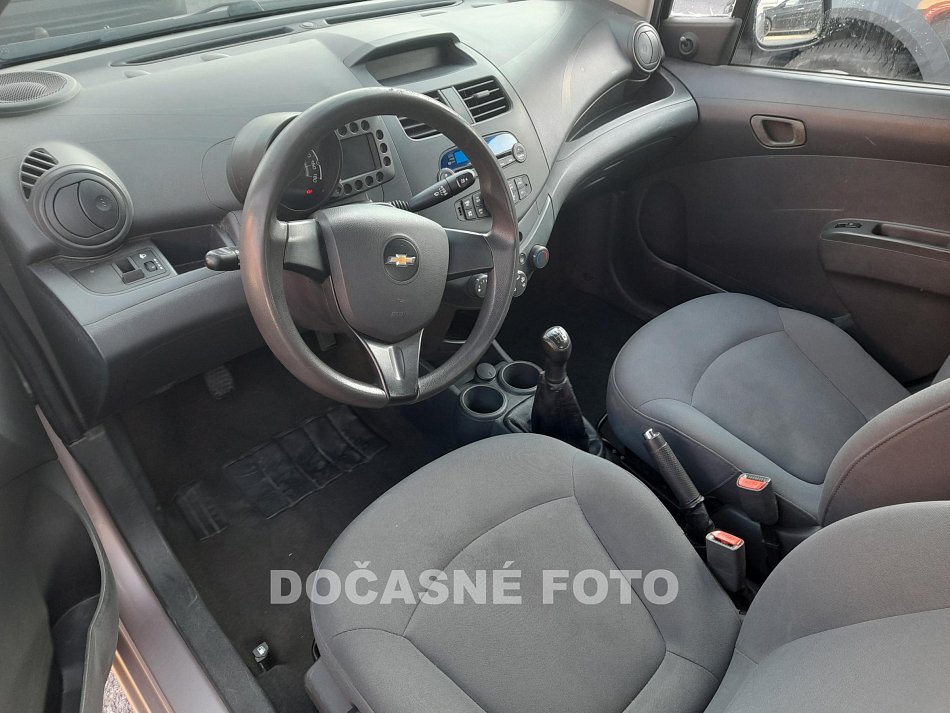 Chevrolet Spark 1.0 i 