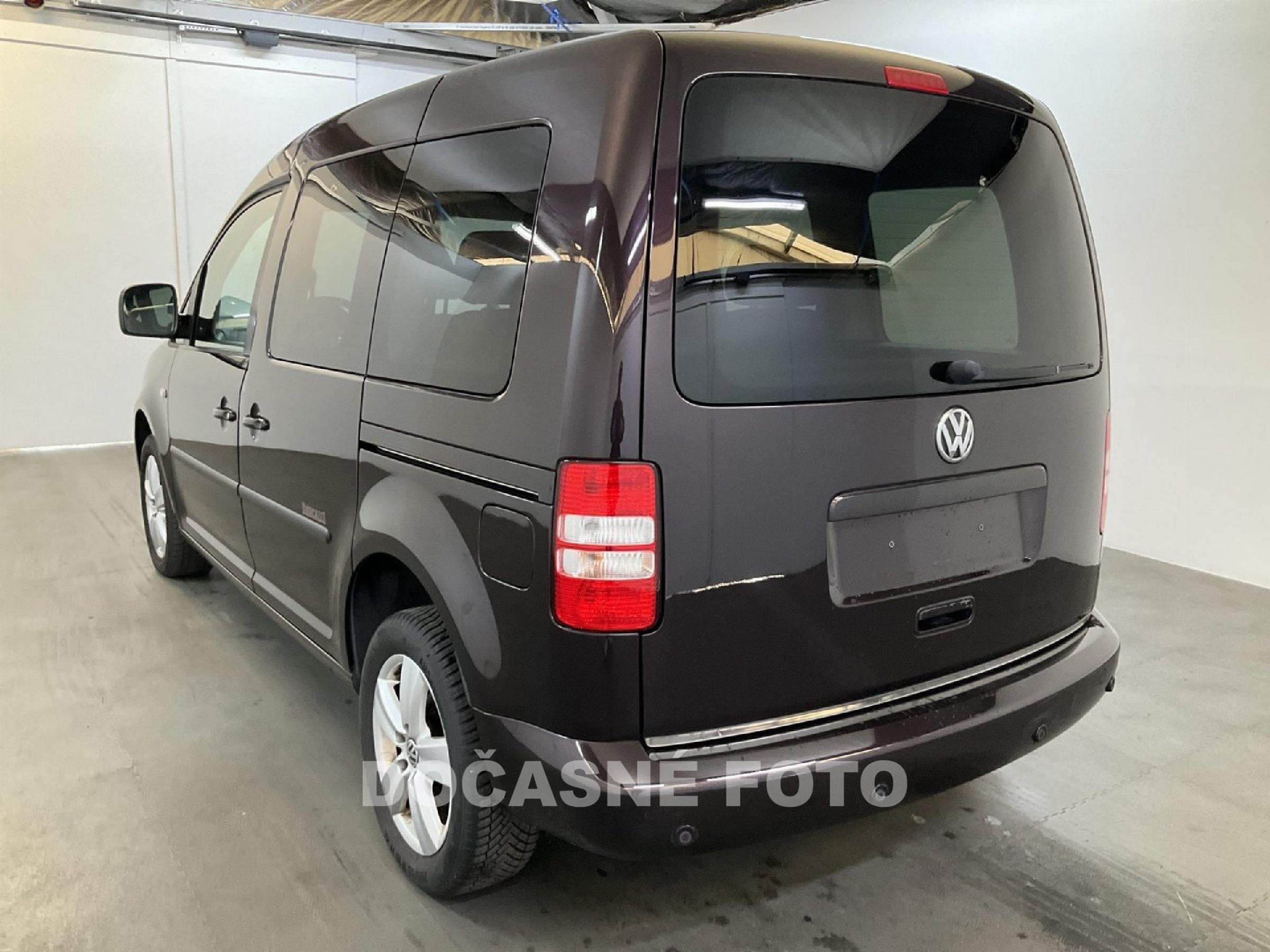 Volkswagen Caddy, 2012 - pohled č. 4