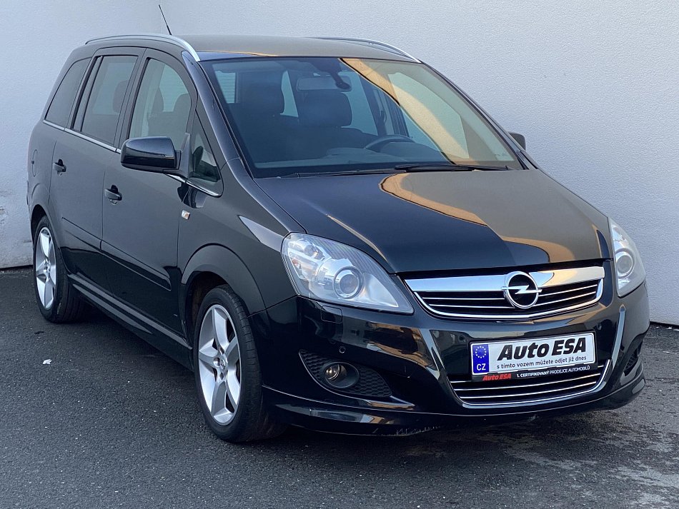 Opel Zafira 1.8 i Family