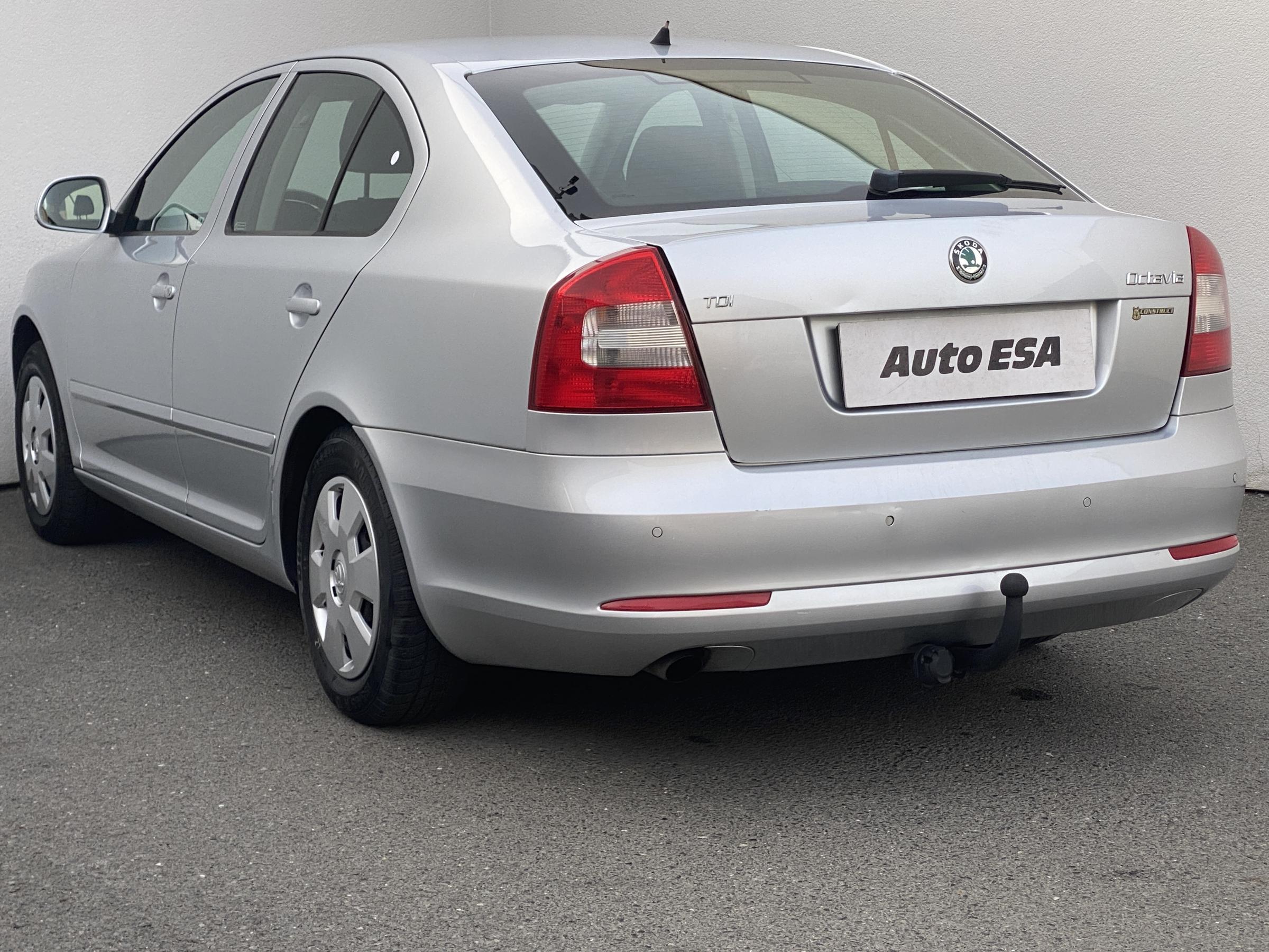 Škoda Octavia II, 2012 - pohled č. 6