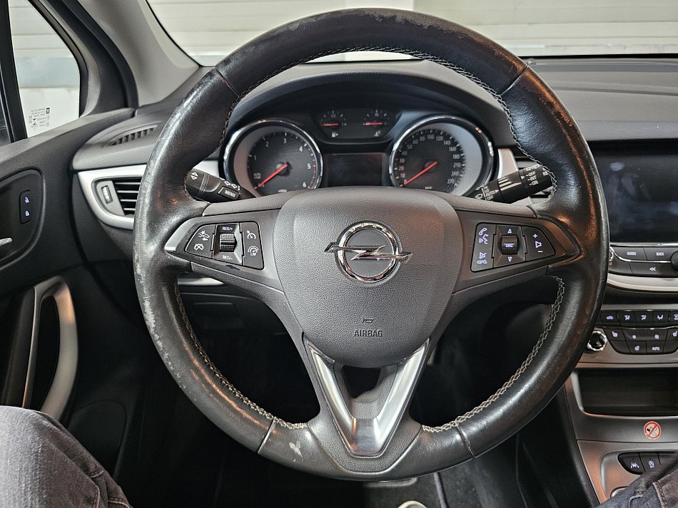 Opel Astra 1.6 CDTi Edition