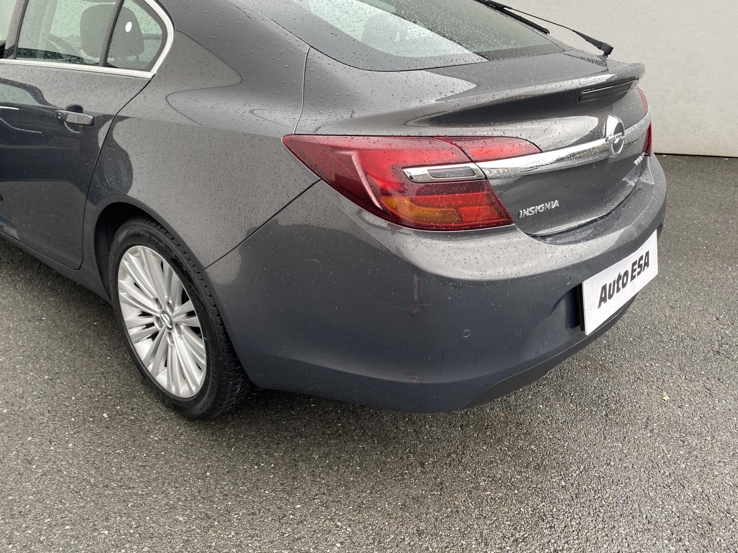 Opel Insignia, 2013 - pohled č. 20