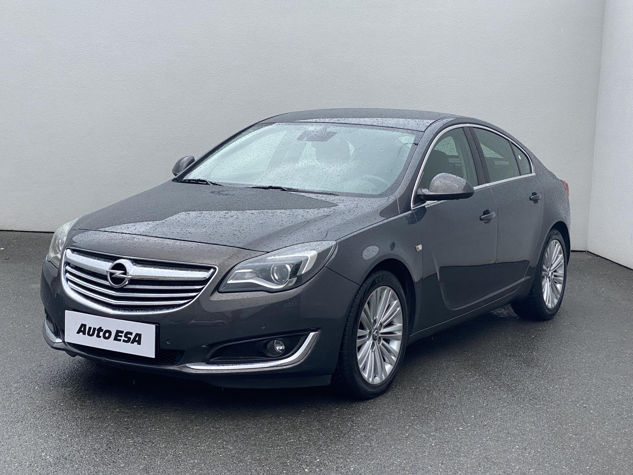 Opel Insignia, 2013 - pohled č. 3