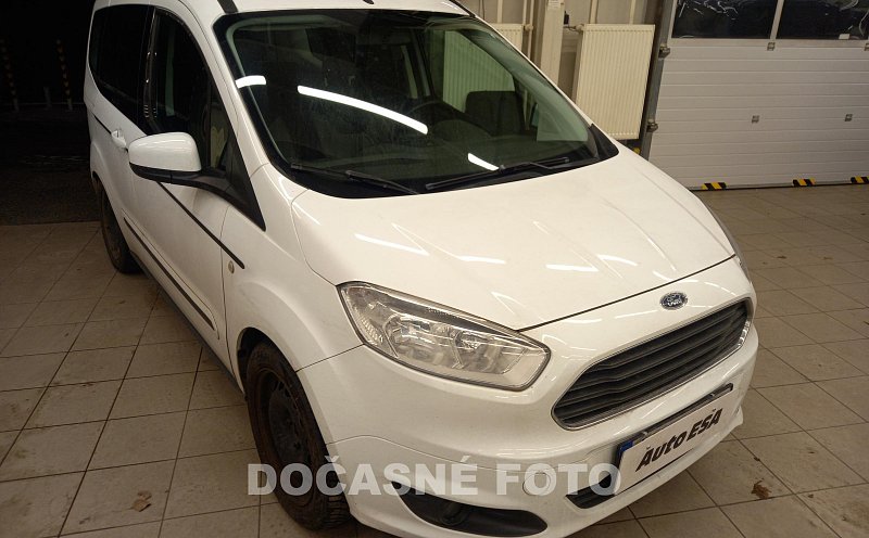 Ford Tourneo Courier 1.0T 