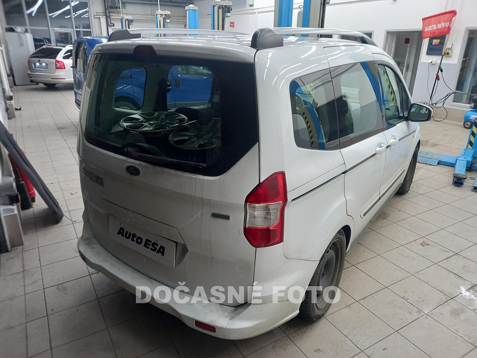 Ford Tourneo Courier 1.0T 