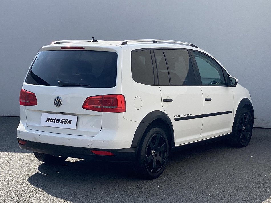 Volkswagen Touran 1.4 TSi CROSS