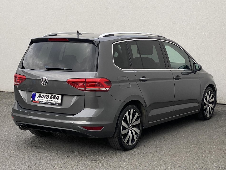 Volkswagen Touran 2.0 TDi Highline