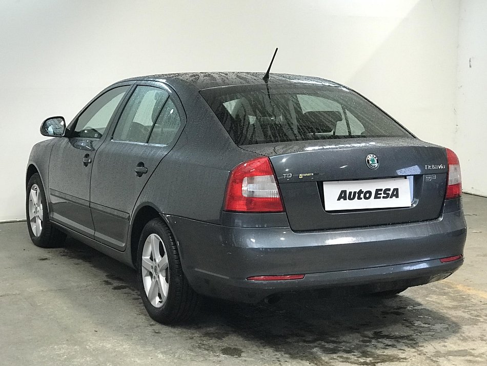 Škoda Octavia II 1.6 TDi Ambiente