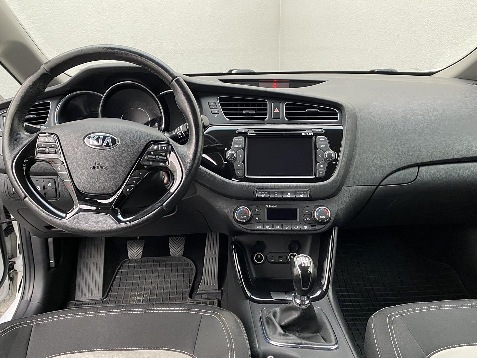 Kia Ceed 1.6 CRDi 