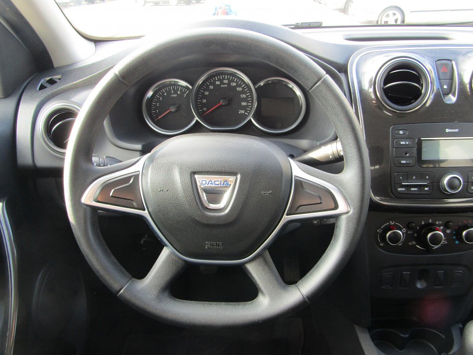 Dacia Sandero 1.0i 