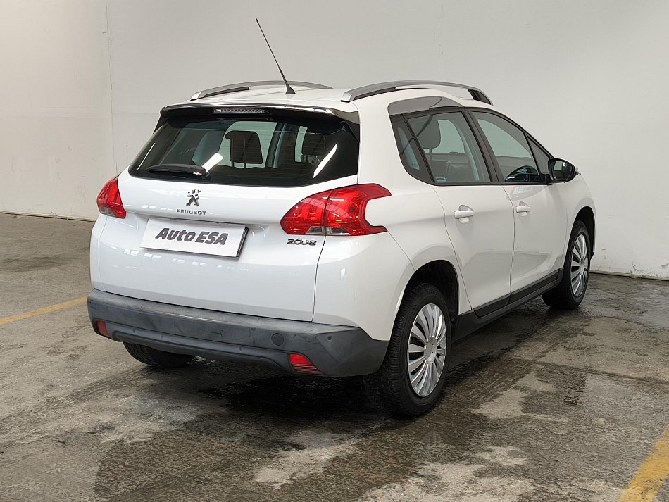 Peugeot 2008 1.2 