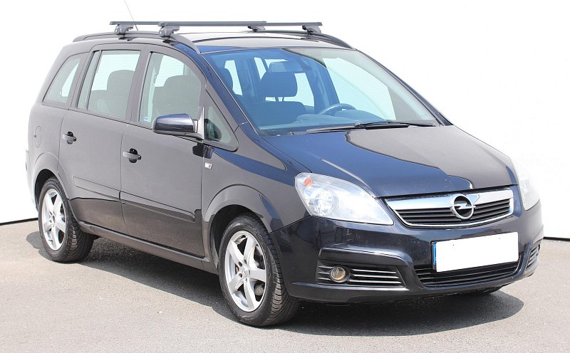 Opel zafira бензин