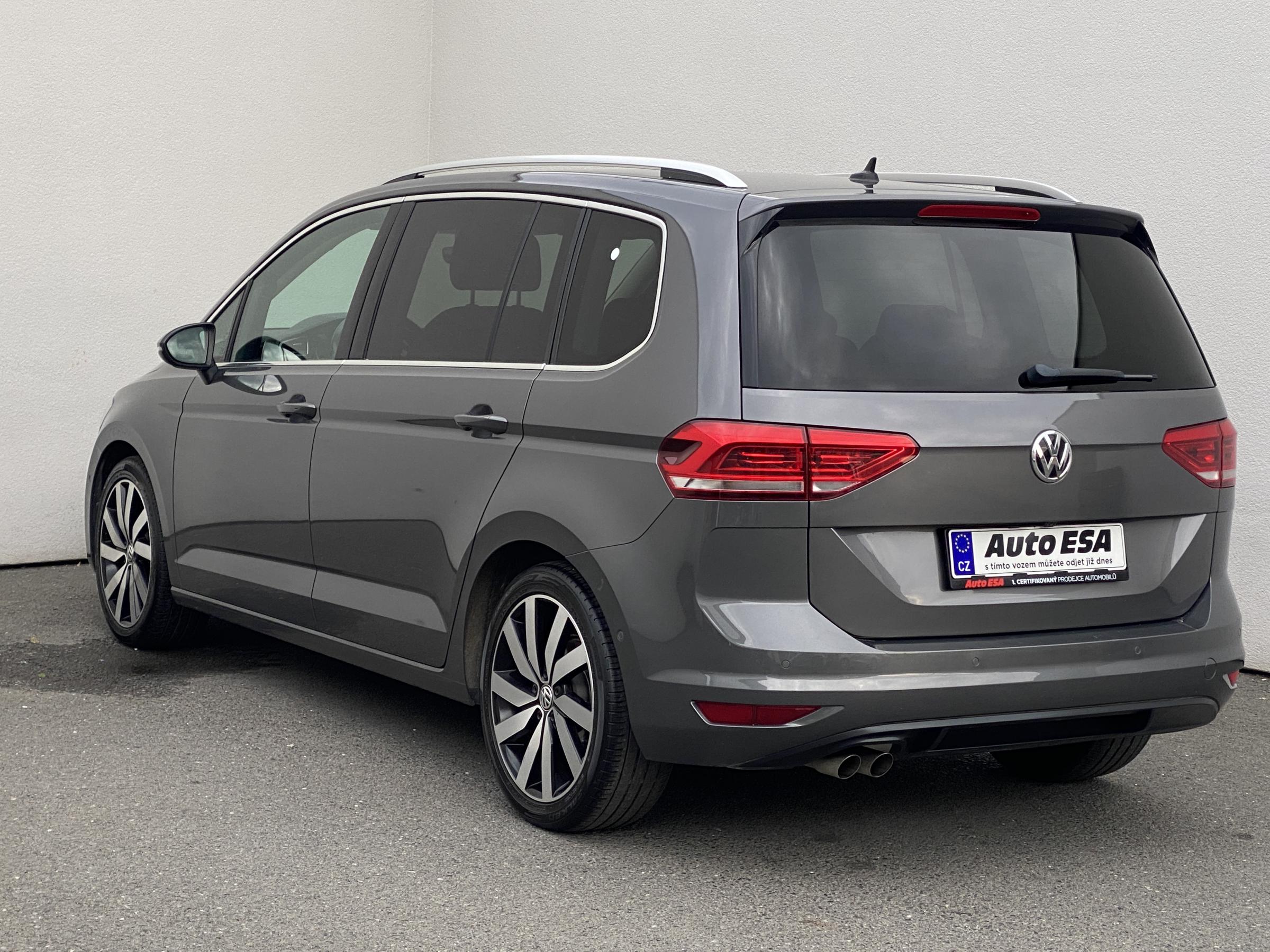 Volkswagen Touran, 2016 - pohled č. 6