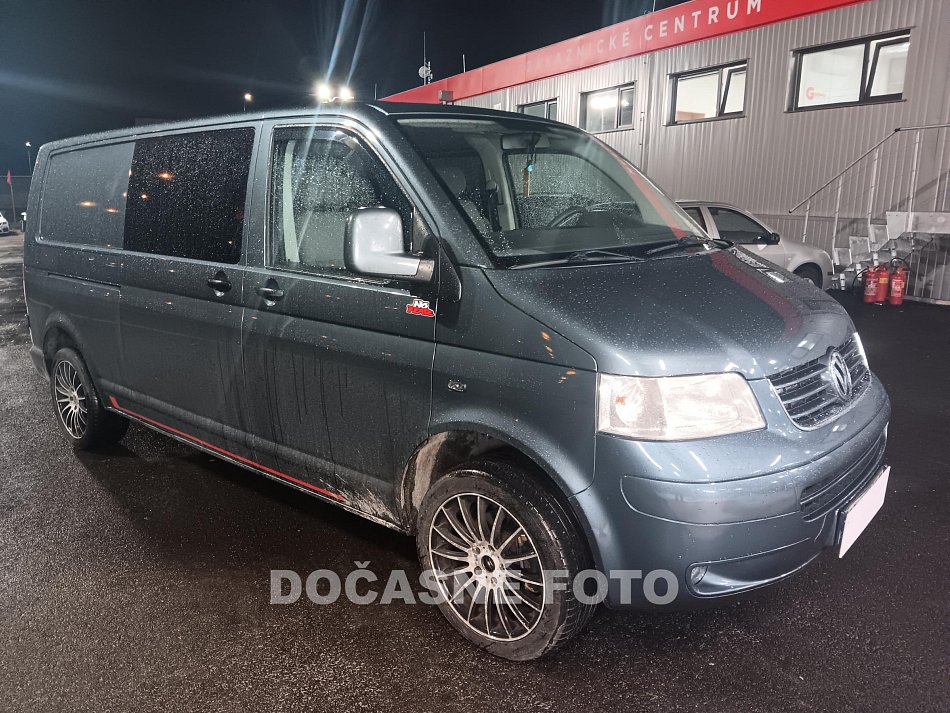 Volkswagen Transporter 2.5TDi  L2 6míst