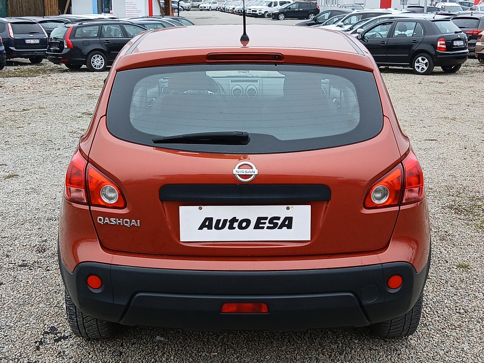 Nissan Qashqai 1.6i 