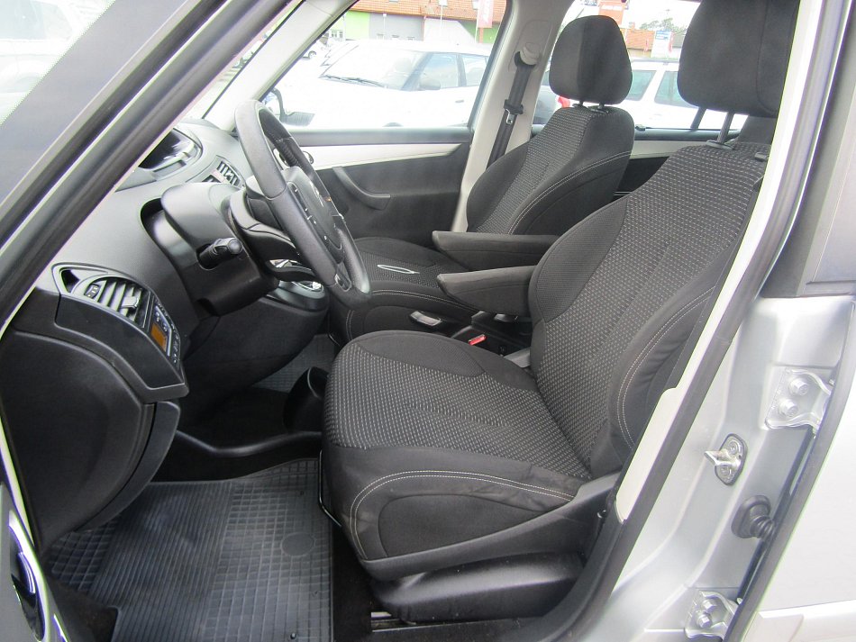 Citroën C4 GRAND Picasso 2.0HDi  7míst