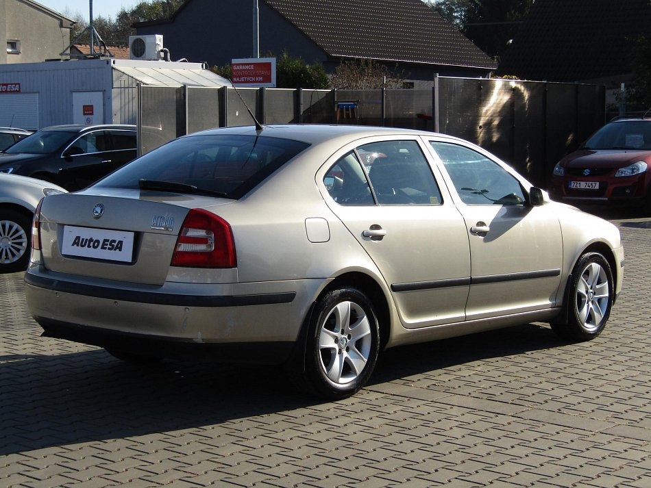 Škoda Octavia II 2.0 TDi Elegance