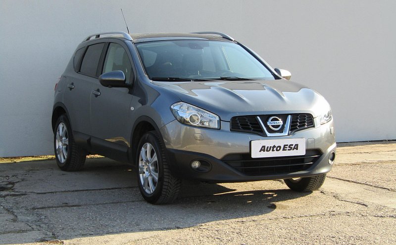 Nissan Qashqai 2.0i 