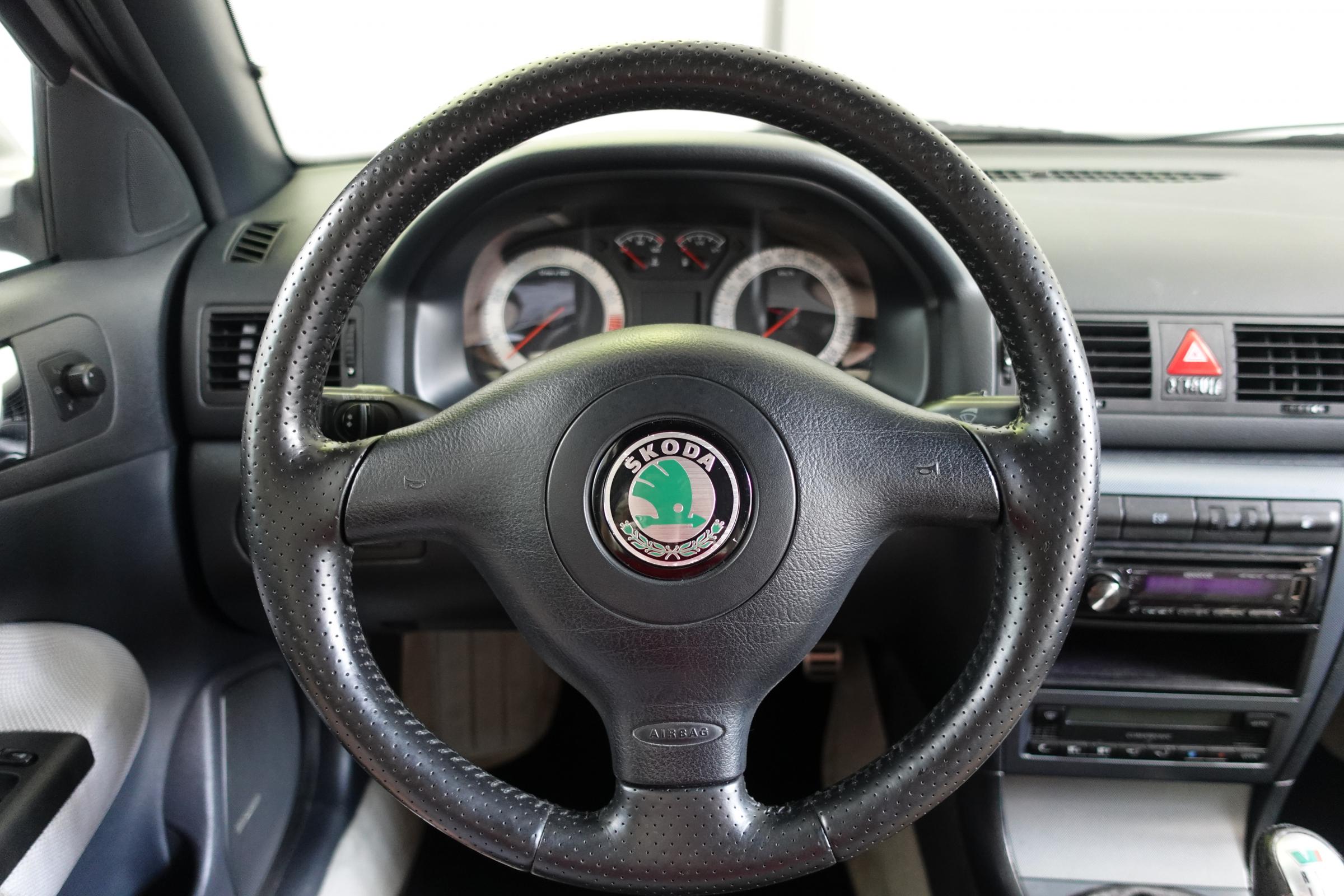 Škoda Octavia, 2003 - pohled č. 20