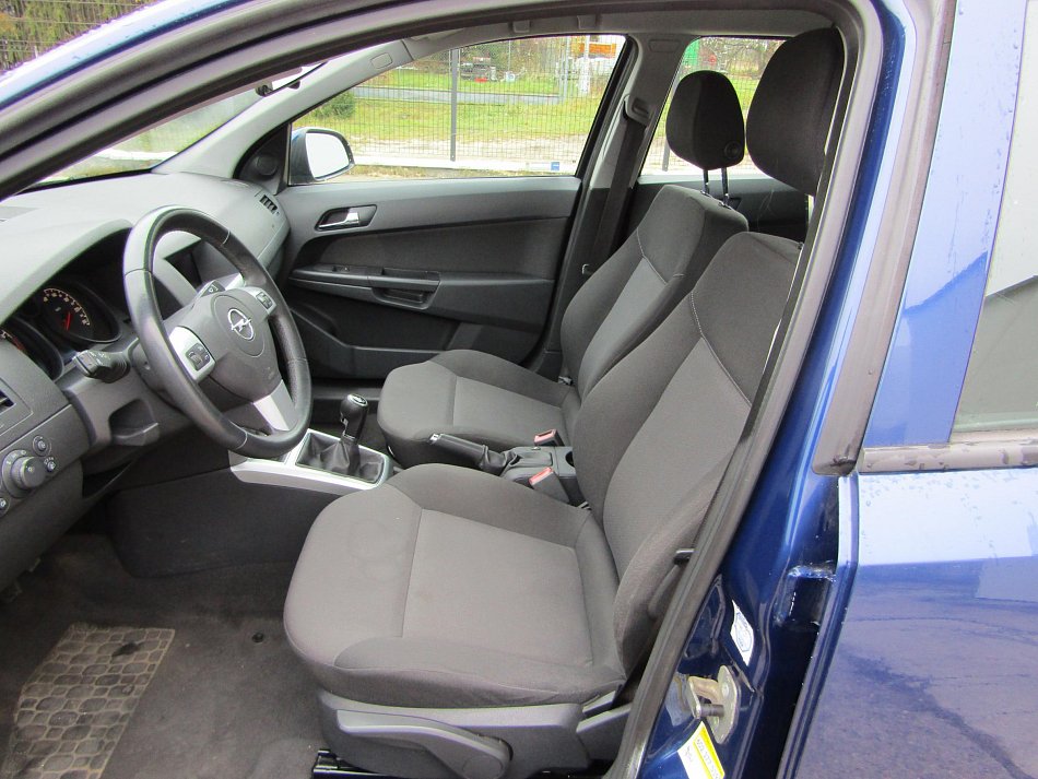 Opel Astra 1.6i 