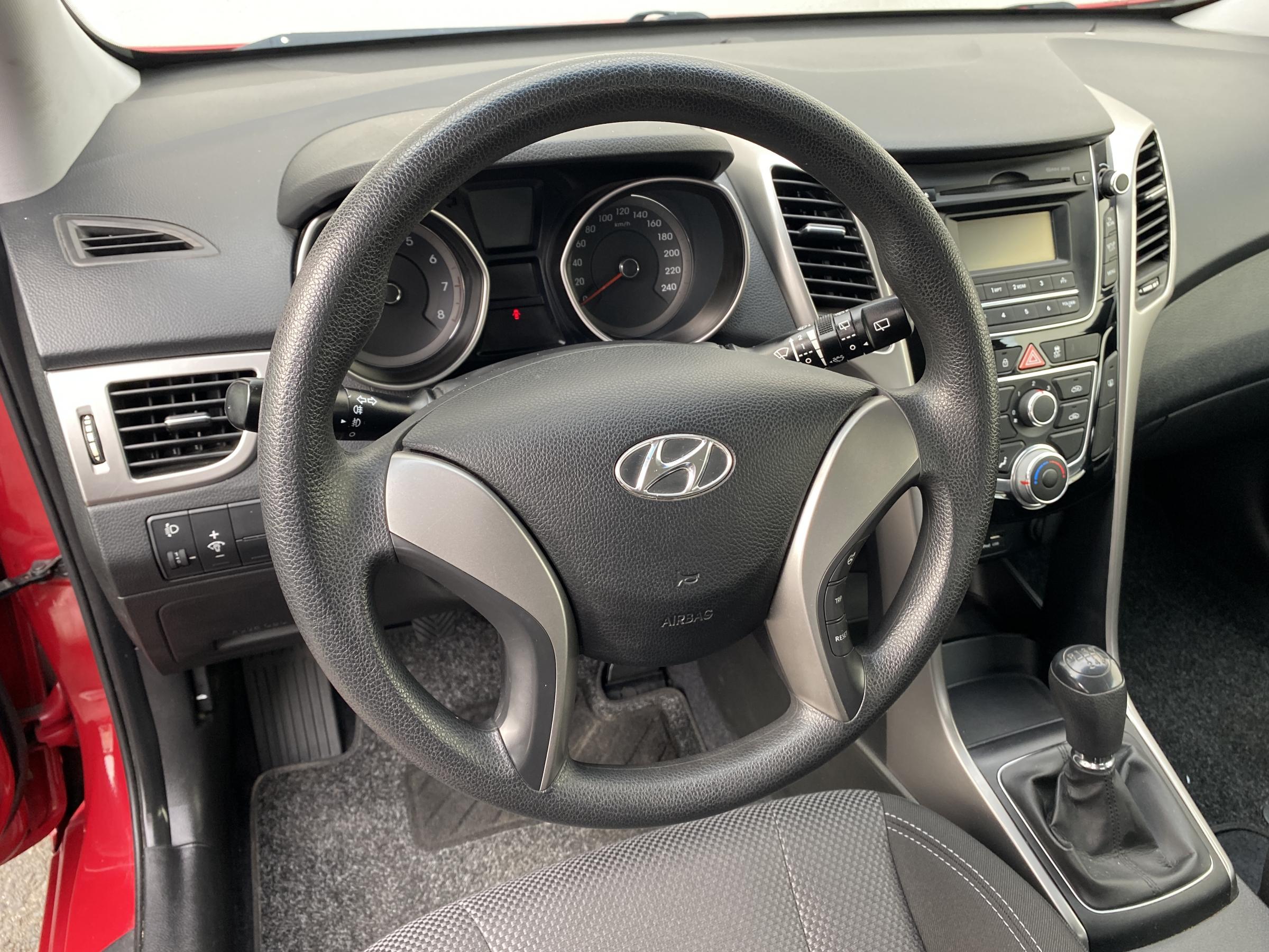 Hyundai i30, 2013 - pohled č. 14