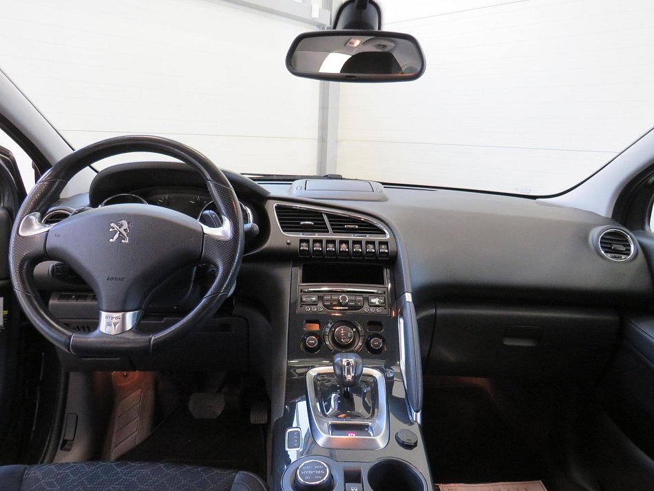 Peugeot 3008 2.0HDi  4x4