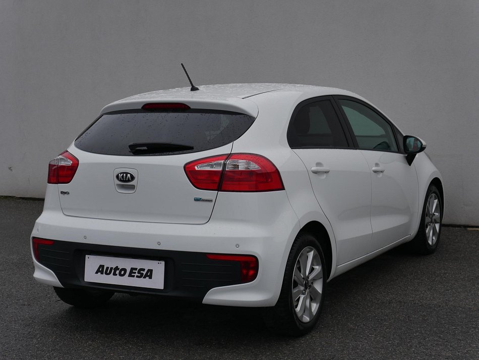 Kia Rio 1.2i 