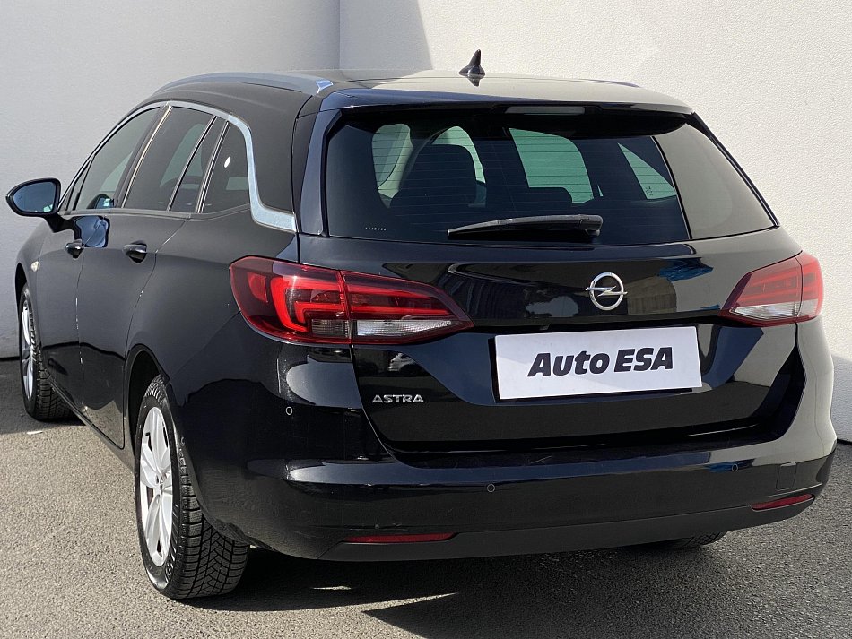 Opel Astra 1.6 CDTi Innovation